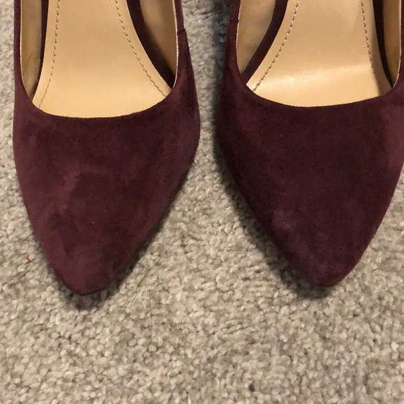 Plum suede heels - Picture 4 of 6